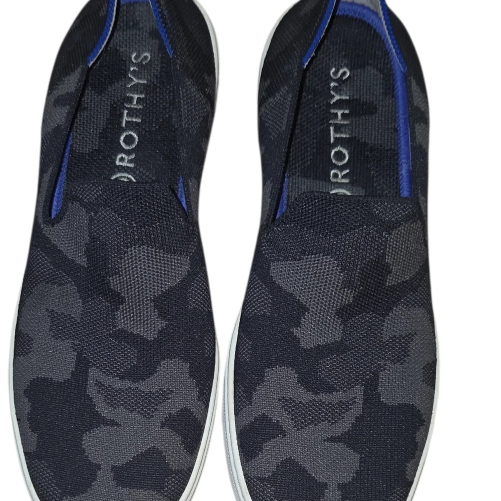 Rothy’s Women’s‎ Slip-On Sneakers Gray Camo Washable Size 10